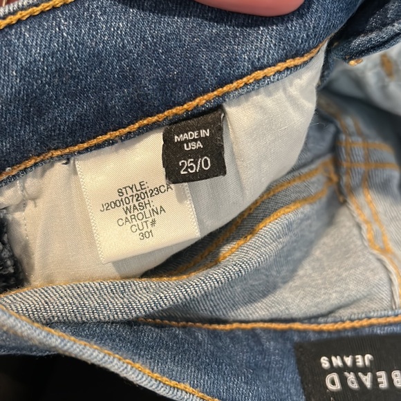 VERONICA BEARD Carolyn High Rise Baby Boot Jeans - Picture 6 of 8